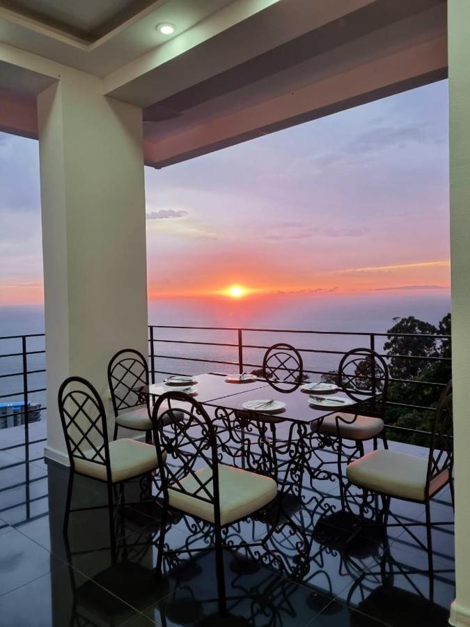 Hotel Hills Квариати Экстерьер фото